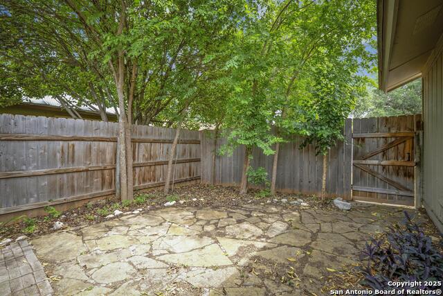 Image 17 of 22 For 13650 Wycliff Rise