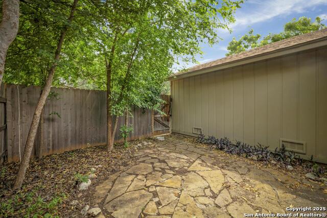 Image 18 of 22 For 13650 Wycliff Rise