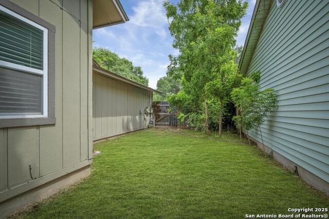 Image 19 of 22 For 13650 Wycliff Rise