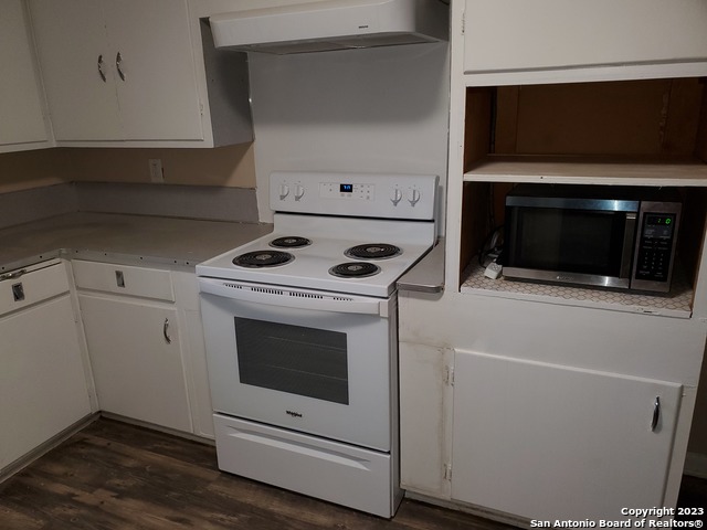 Image 12 of 25 For 105 Hillcrest Dr W