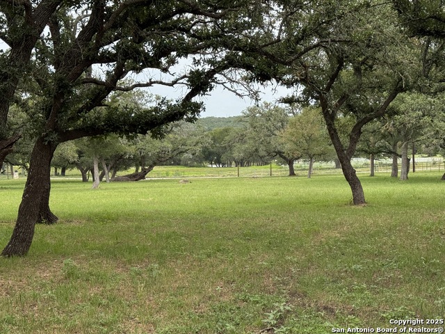 Image 16 of 20 For 318 Crooked Oak