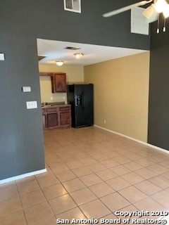 Image 2 of 10 For 7611 Windsor Oaks