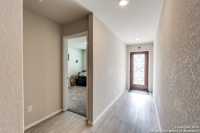 Image 3 of 22 For 5730 Leisure Cres