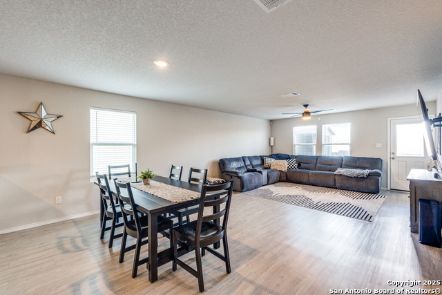 Image 6 of 22 For 5730 Leisure Cres