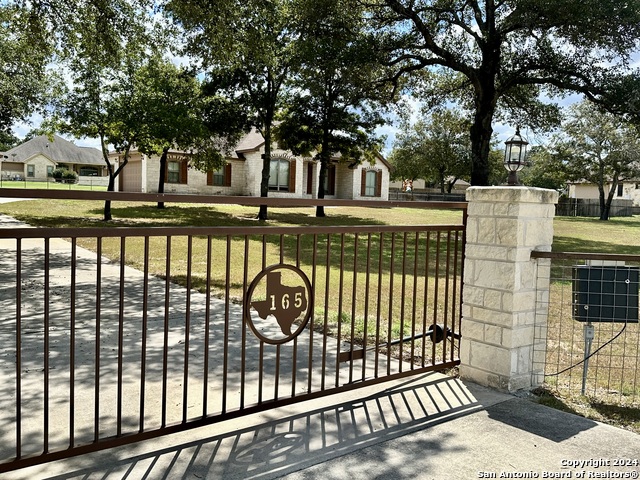 Details for 165 Copper Ridge, La Vernia, TX 78121