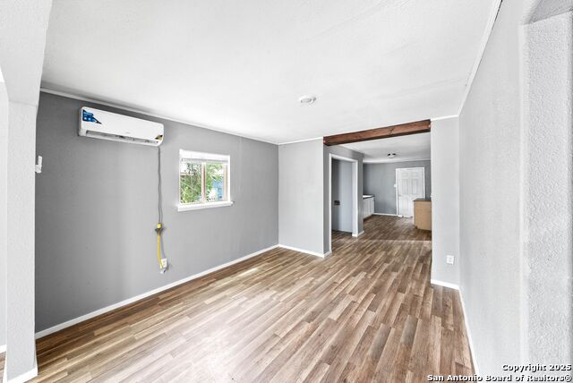 Image 8 of 27 For 2438 Royal Oaks