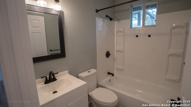 Image 12 of 21 For 1310 Vienna St