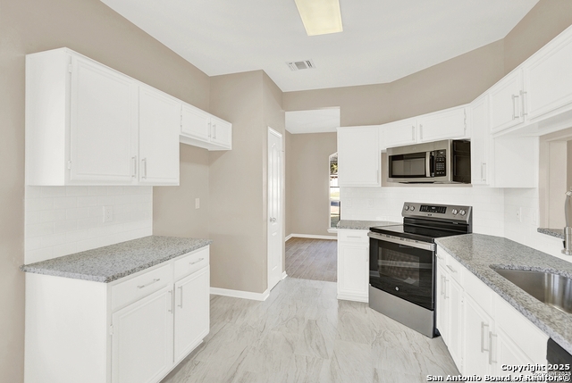 Image 6 of 16 For 8303 Copperknoll