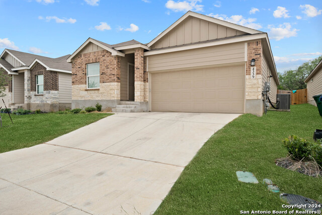 Image 3 of 26 For 4339 Meadowland Pl
