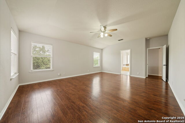 Image 21 of 34 For 26131 Meadowlark Bay