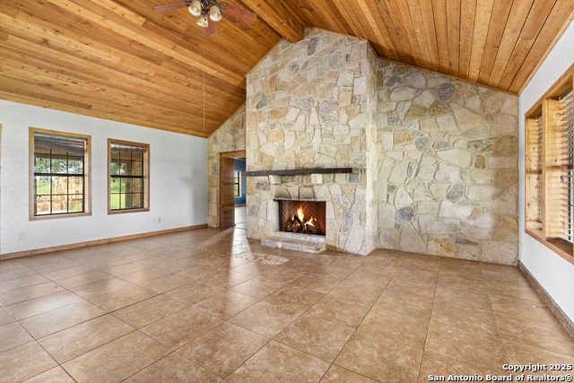 Listing photo id 10 for 870 County Road 761