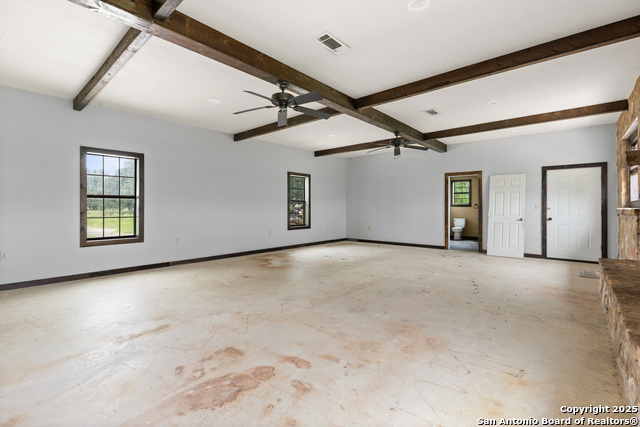 Listing photo id 19 for 870 County Road 761