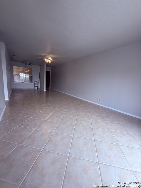 Image 3 of 10 For 923 Vance Jackson  804