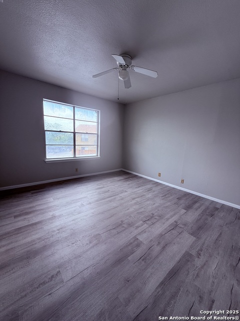 Image 7 of 10 For 923 Vance Jackson  804