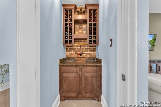 Image 21 of 50 For 26214 Tawny Way