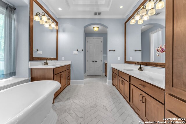 Image 25 of 50 For 26214 Tawny Way