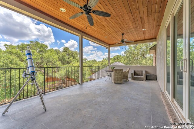 Image 31 of 50 For 26214 Tawny Way