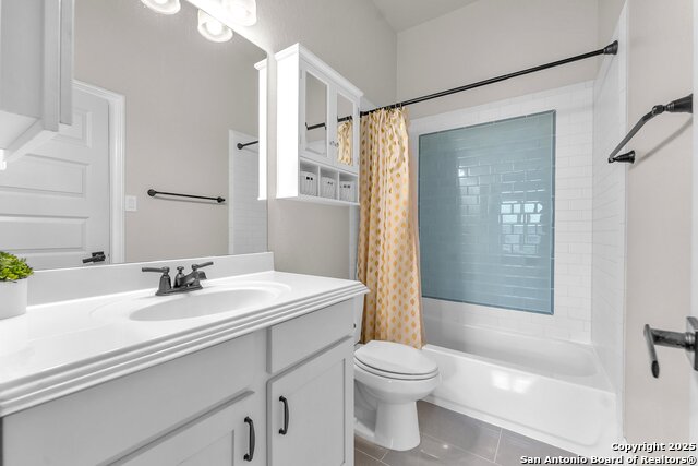 Image 35 of 50 For 26214 Tawny Way