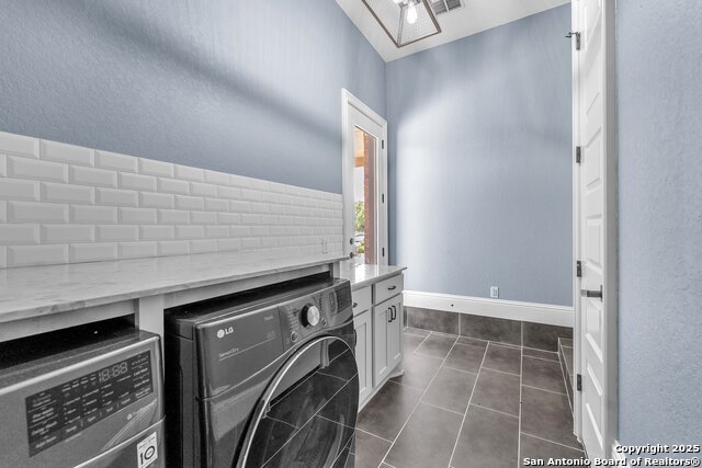 Image 44 of 50 For 26214 Tawny Way