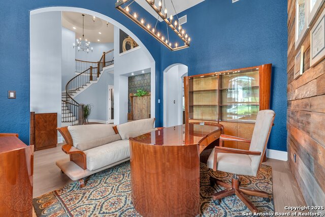 Image 8 of 50 For 26214 Tawny Way