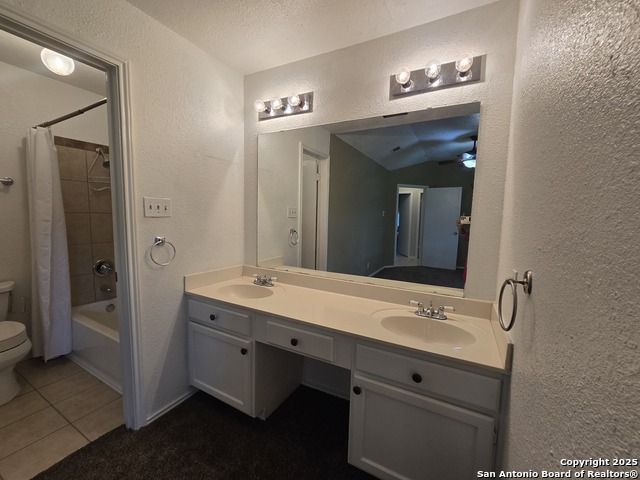 Listing photo id 7 for 8015 Forest Ash