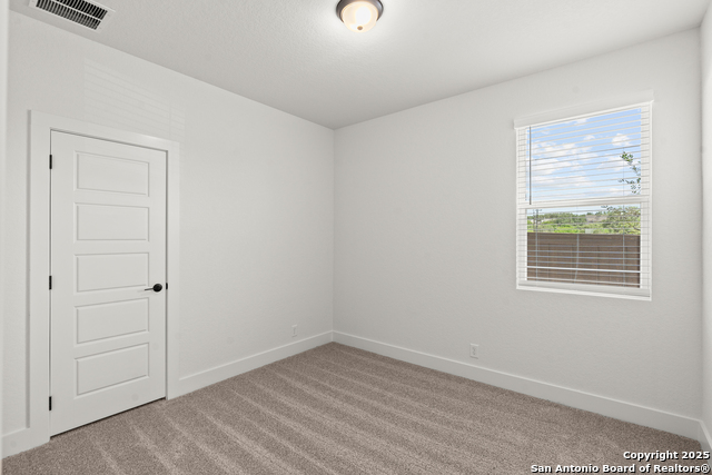 Image 23 of 28 For 20675 Huebner Rd Unit 523