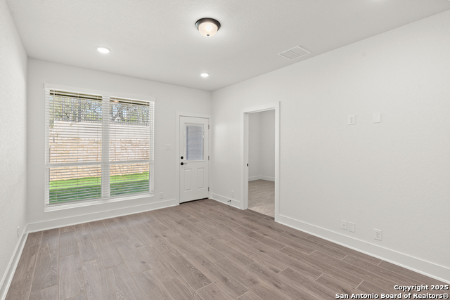 Image 27 of 28 For 20675 Huebner Rd Unit 523