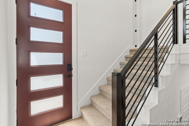 Image 4 of 28 For 20675 Huebner Rd Unit 523