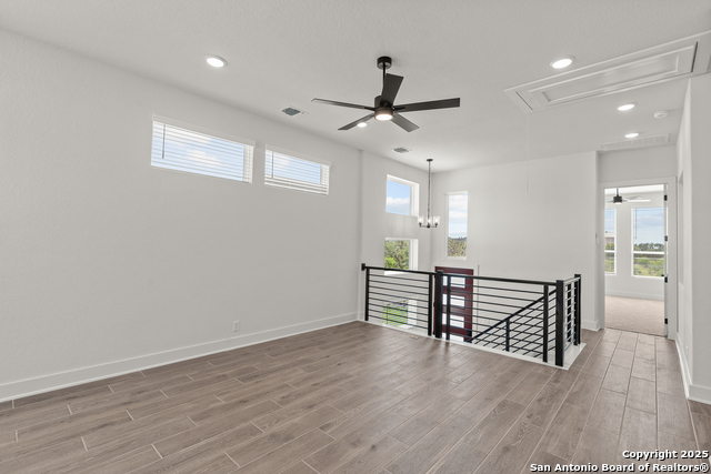 Image 9 of 28 For 20675 Huebner Rd Unit 523