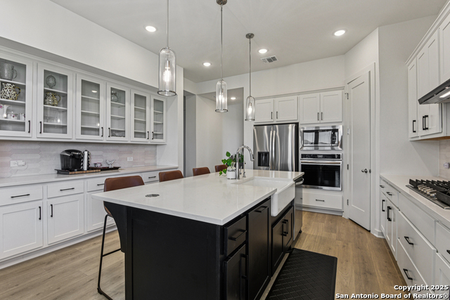 Image 11 of 39 For 2848 Maximilian Ln