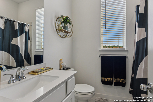 Image 22 of 39 For 2848 Maximilian Ln