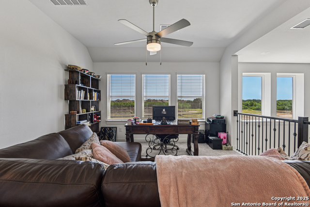 Image 26 of 39 For 2848 Maximilian Ln