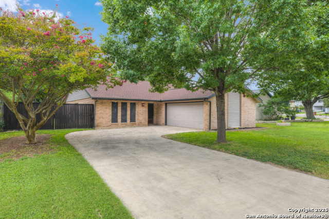 Details for 627 Summerwood, New Braunfels, TX 78130