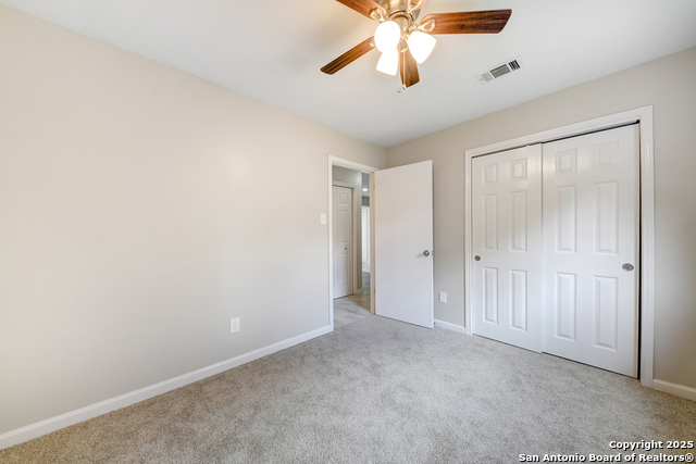 Image 23 of 36 For 627 Summerwood