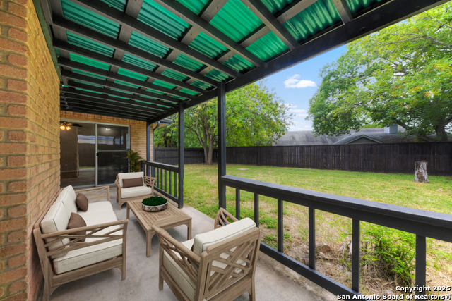 Image 24 of 36 For 627 Summerwood