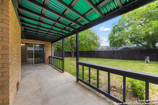 Image 25 of 36 For 627 Summerwood
