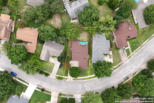 Image 28 of 36 For 627 Summerwood