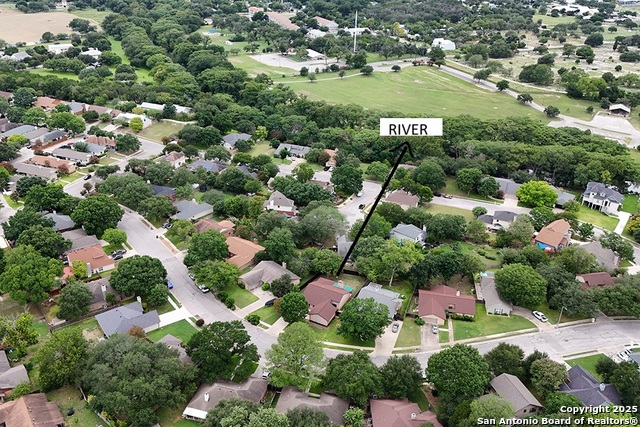 Image 29 of 36 For 627 Summerwood