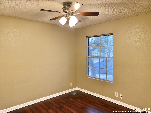 Image 32 of 38 For 11619 Milestone