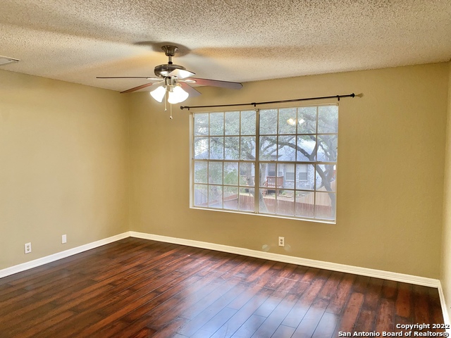 Image 33 of 38 For 11619 Milestone