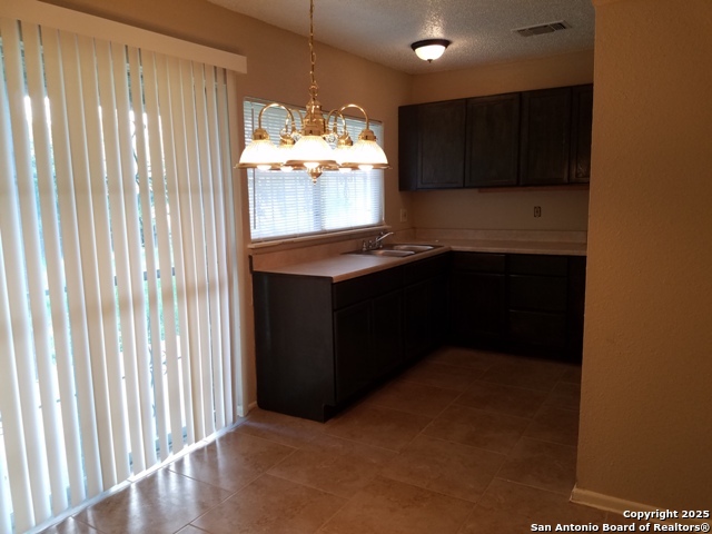 Image 12 of 30 For 7215 Glen Heights