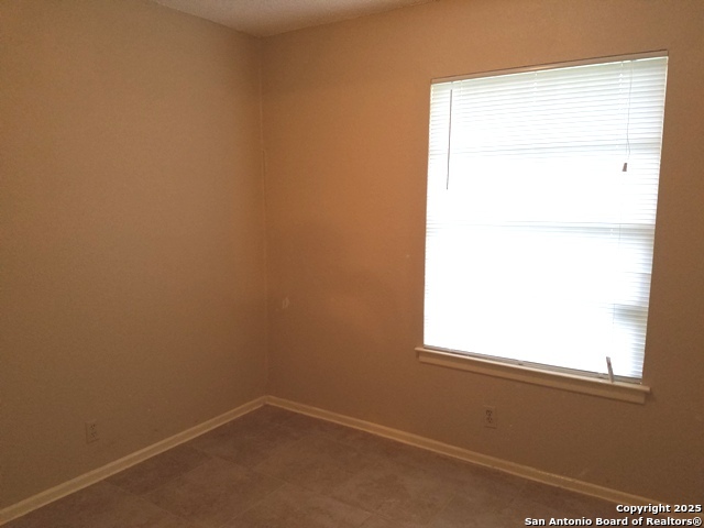 Image 20 of 30 For 7215 Glen Heights