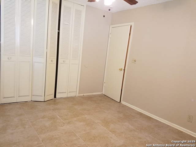 Image 28 of 30 For 7215 Glen Heights