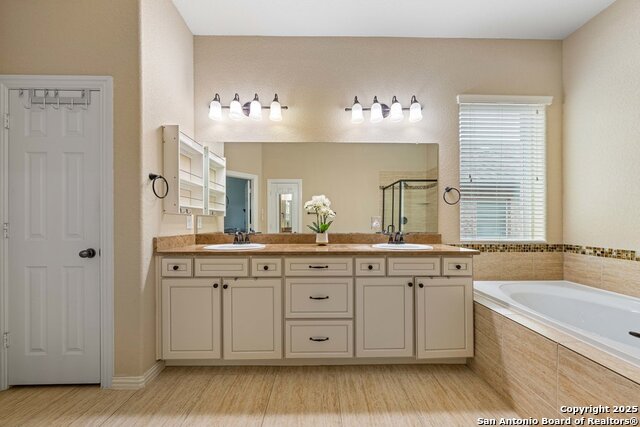 Image 22 of 42 For 28914 Diana Falls