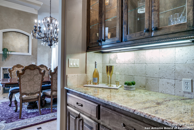 Image 10 of 44 For 11503 Toponga