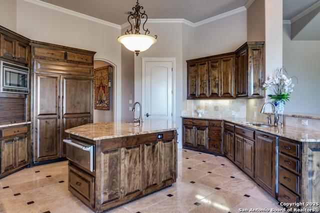 Image 16 of 44 For 11503 Toponga