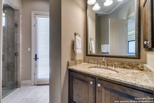 Image 21 of 44 For 11503 Toponga