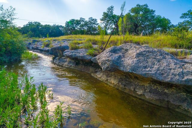 Image 13 of 29 For 327 Waring Welfare Road