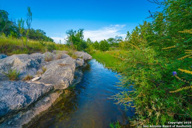 Image 23 of 29 For 327 Waring Welfare Road