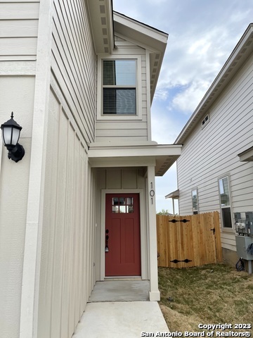 Listing photo id 0 for 10314 Lynwood Branch